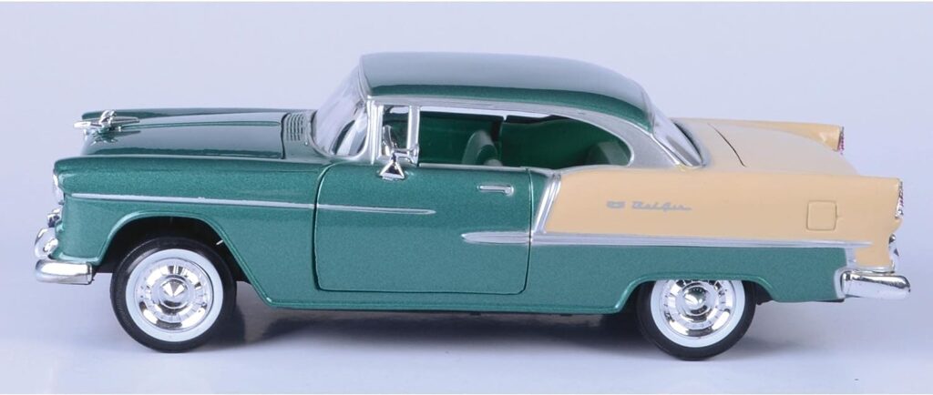 1955 Chevy Bel Air, Green - Motormax 73229 - 1/24 scale Diecast Model Toy Car for unisex-children