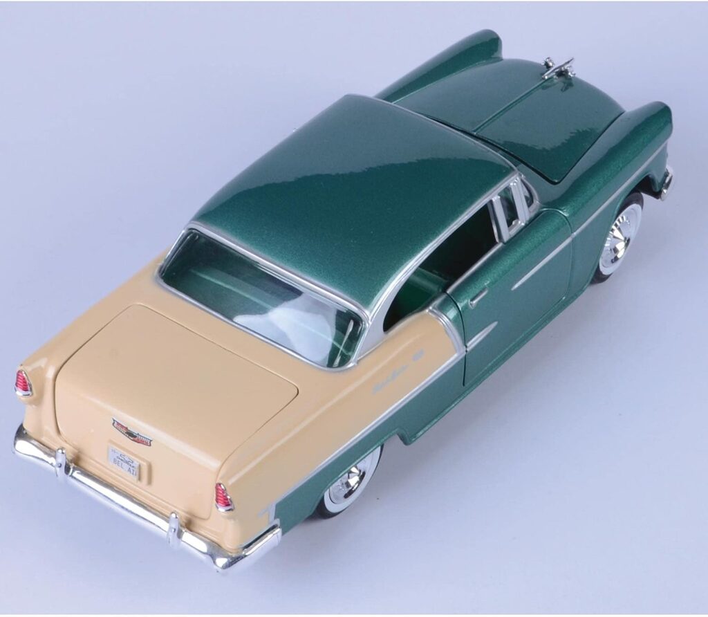 1955 Chevy Bel Air, Green - Motormax 73229 - 1/24 scale Diecast Model Toy Car for unisex-children