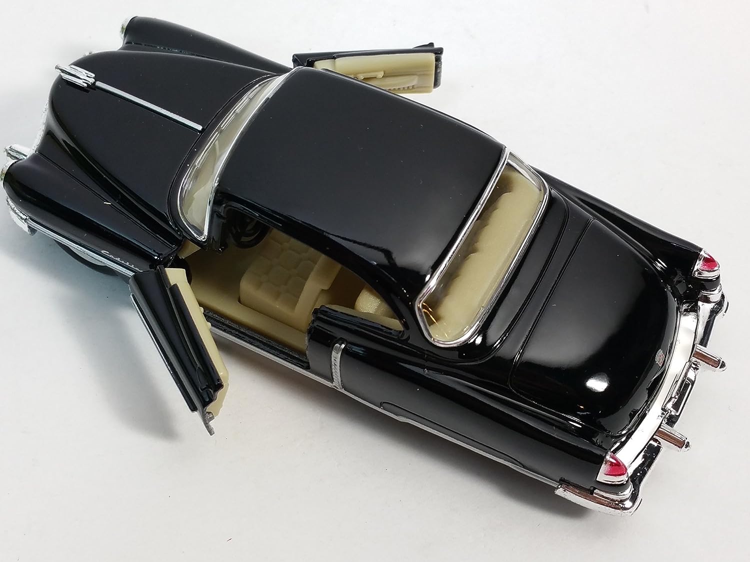 kinsmart 1953 cadillac series 62 black 2 door coupe 143 o scale diecast car review