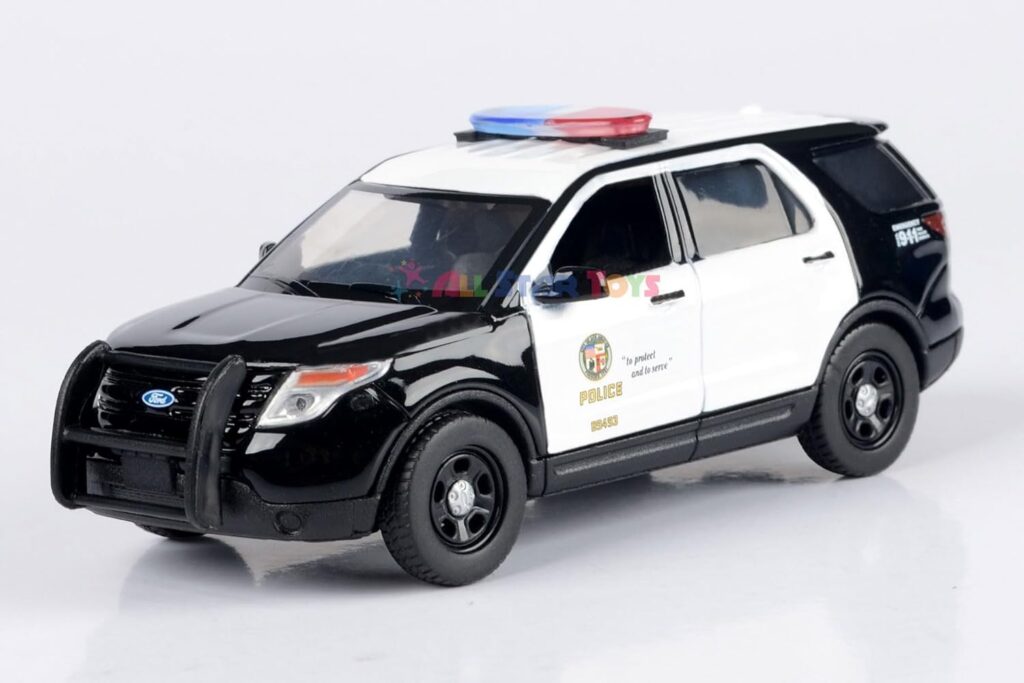 Motormax 2015 Ford Explorer Los Angeles Police Department LAPD Police Interceptor Utility 1:43 Diecast Police Car w/Acrylic Case 79493