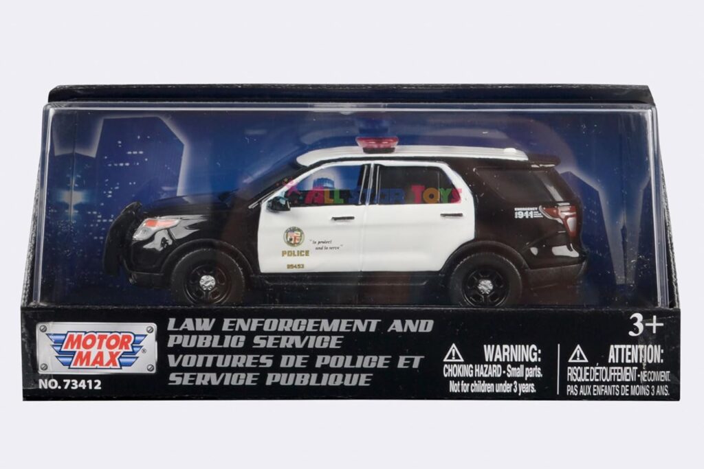 Motormax 2015 Ford Explorer Los Angeles Police Department LAPD Police Interceptor Utility 1:43 Diecast Police Car w/Acrylic Case 79493